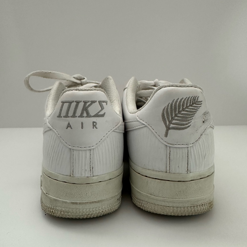 Nike Air Force 1 Sneakers Ltd. Edition